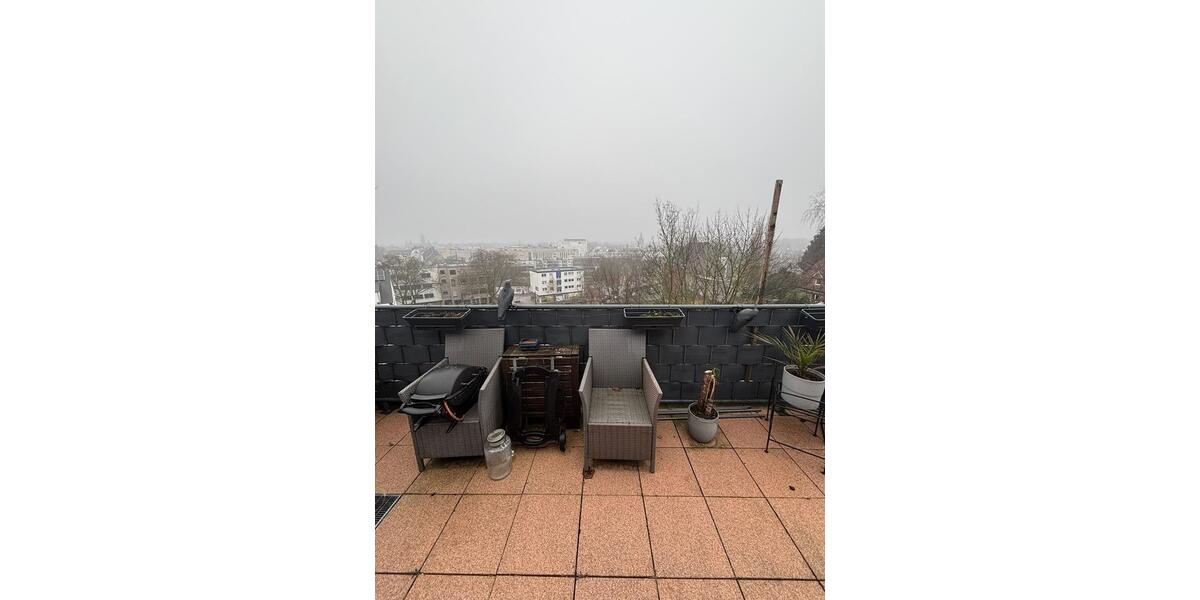 Bei VIVAWEST die Sonnenstrahlen auf dem eigenen Balkon genießen. 1.5 zimmer