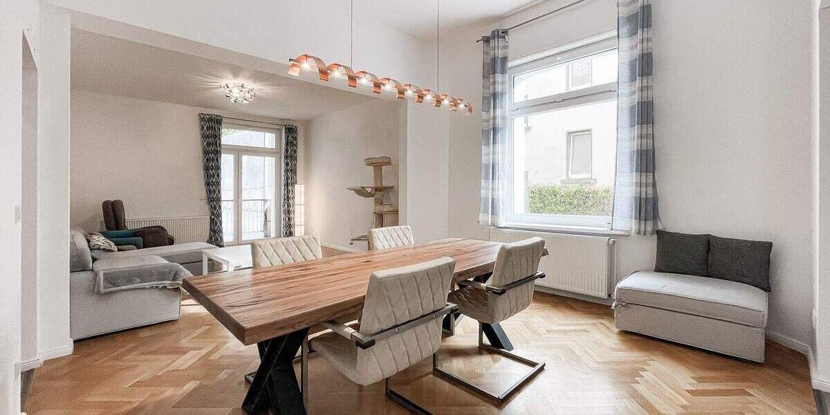 5,5 Zimmer - Terrasse - kernsaniert - inkl. Einbauküche - Stellplatz 5 zimmer