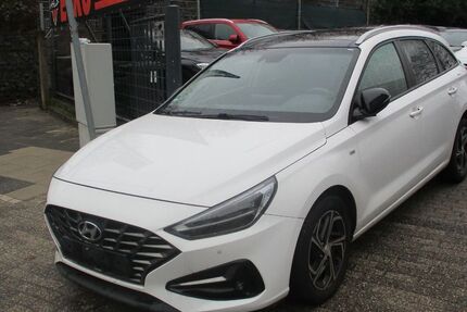 Hyundai i30 78.000 km 13.999 &euro; Oberhausen 46149