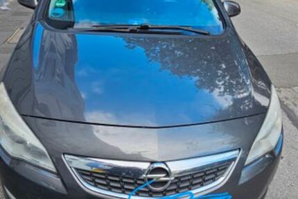 Opel Astra 219.000 km 3.100 &euro; Duisburg 47139