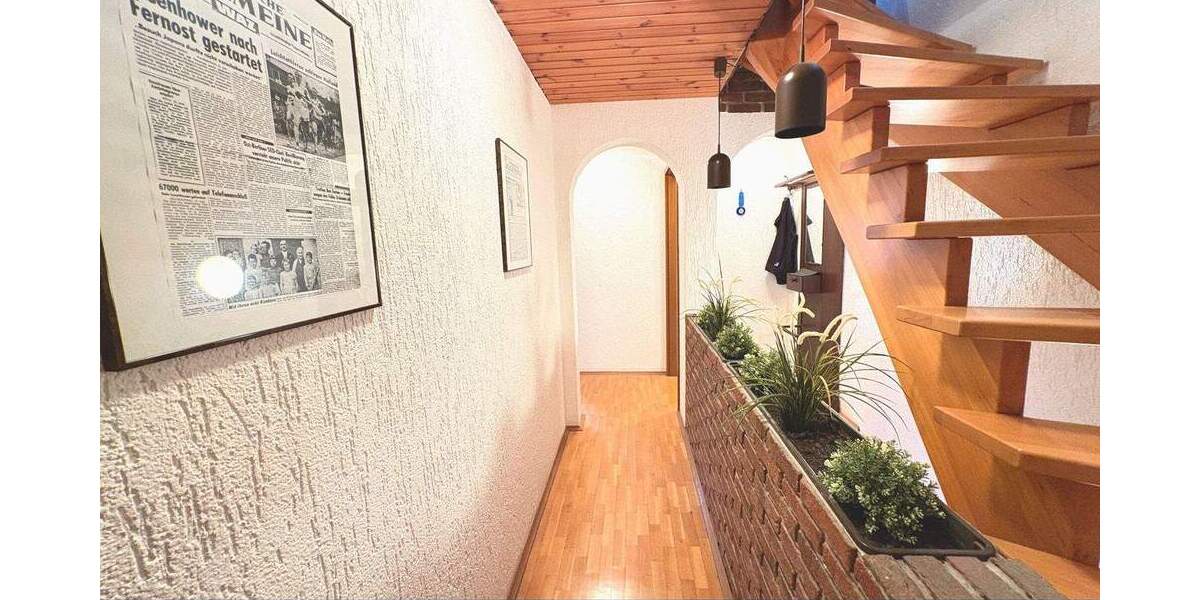 Einfamilienhaus Essen Schonnebeck - 4 Zimmer, 115 m&sup2;, 330.000&euro; | Angebot:25679215