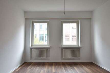 Wohnung Oberhausen - 3 Zimmer, 109 m&sup2;, 1.115&euro; | Angebot:25237618