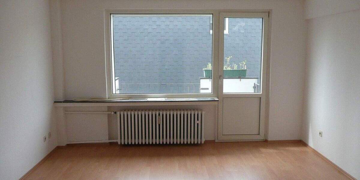 Mehrfamilienhaus mit Gewerbe in Bochumer 1a Innenstadtlage zimmer