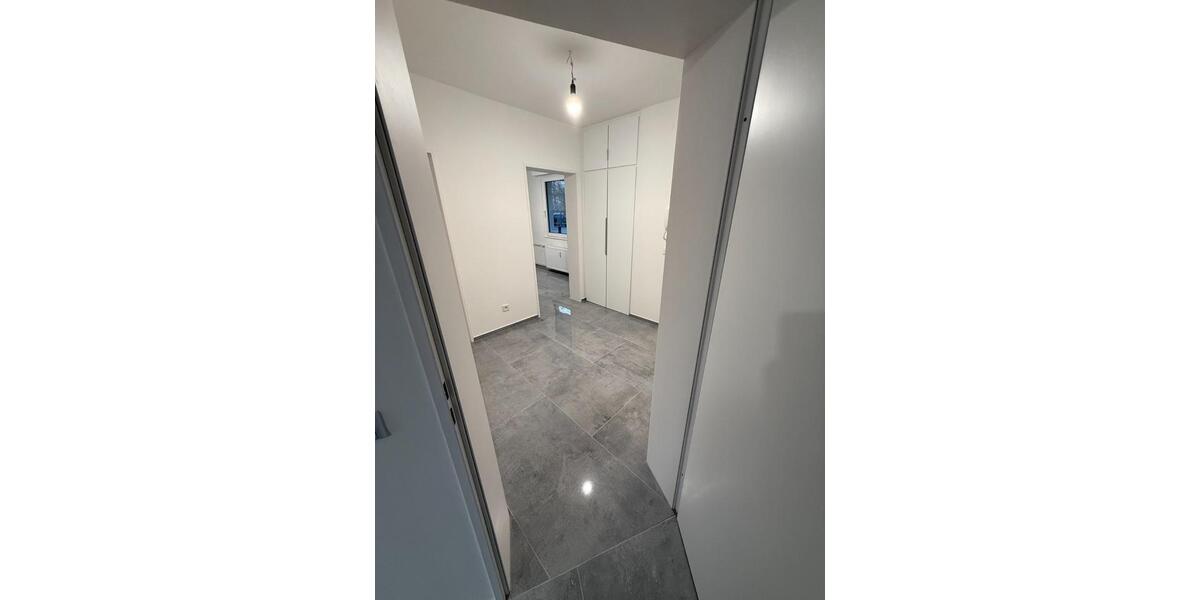 Kernsaniert | 63m² | 2,5-Zi-ETW | Balkon | Aufzug | ruhig 2.5 zimmer