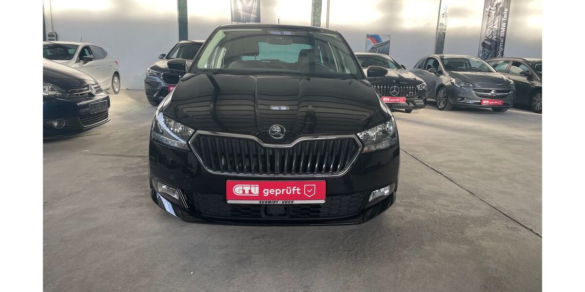 Skoda Fabia 47.848 km 8.990 &euro; Oberhausen 46149