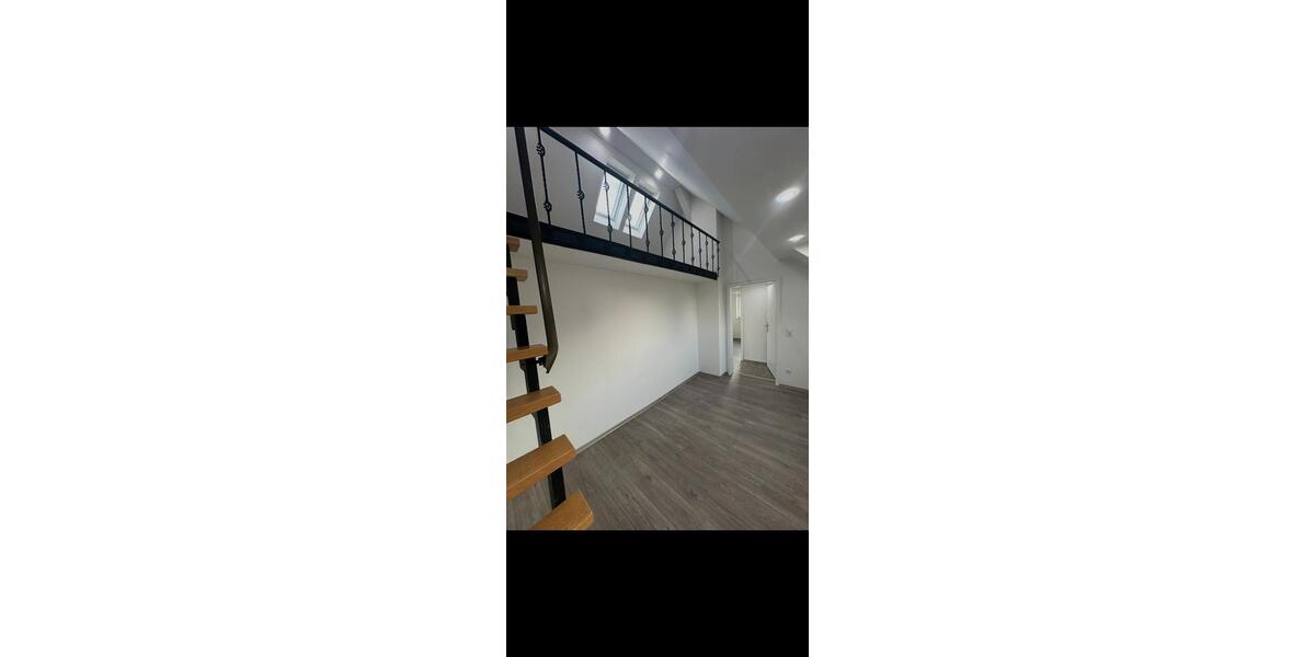 Einfamilienhaus Duisburg Rheinhausen - 5 Zimmer, 180 m&sup2;, 1.500&euro; | Angebot:25988678