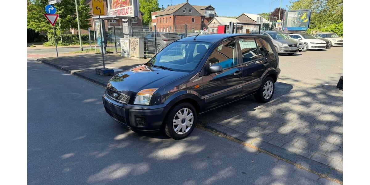 Ford Fusion 177.000 km 1.499 &euro; Duisburg 47226