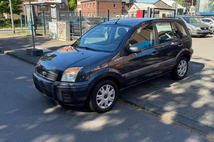 Ford Fusion 177.000 km 1.699 &euro; Duisburg 47226