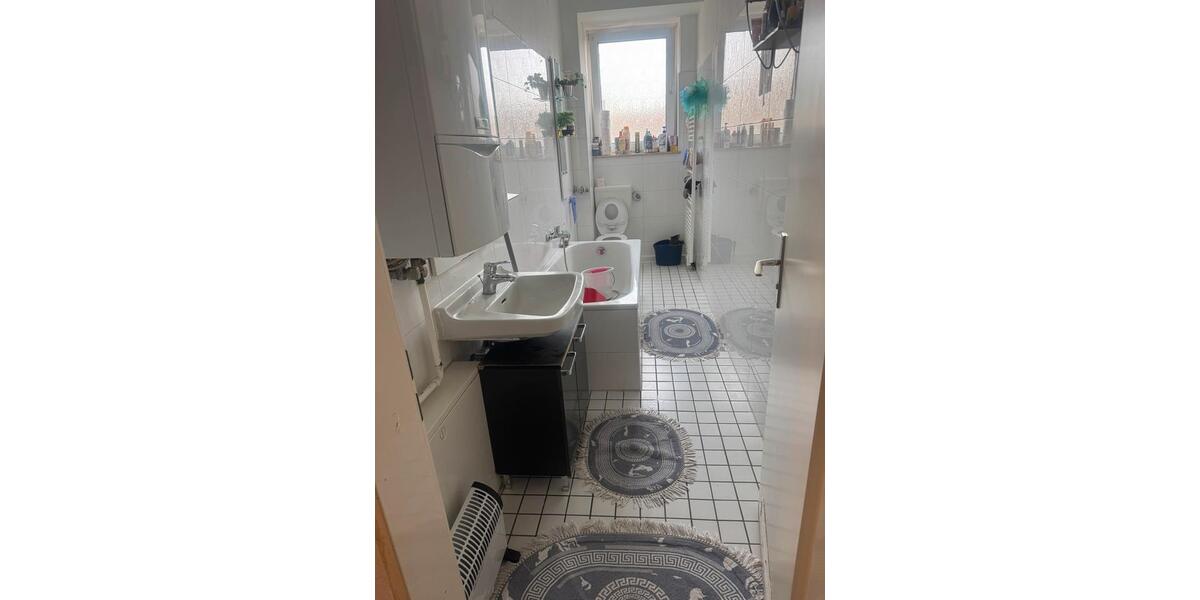 Etagenwohnung Gelsenkirchen Gelsenkirchen-Mitte - 3 Zimmer, 89 m&sup2;, 650&euro; | Angebot:26432426