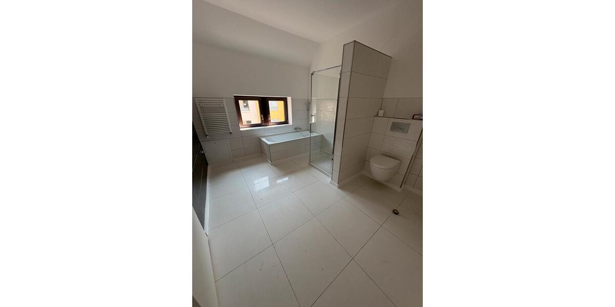 Mehrfamilienhaus mit Ladenlokal zimmer