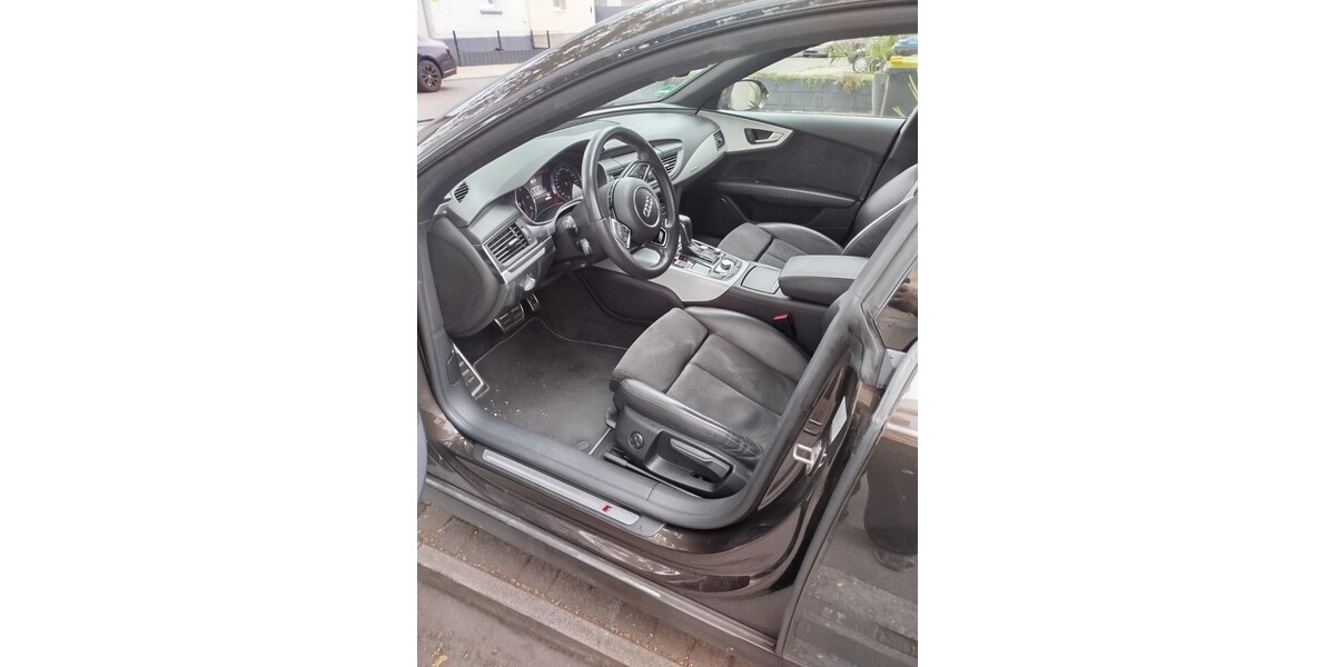 Audi A7 Sportback 123.000 km 26.900 &euro; Gelsenkirchen 45879