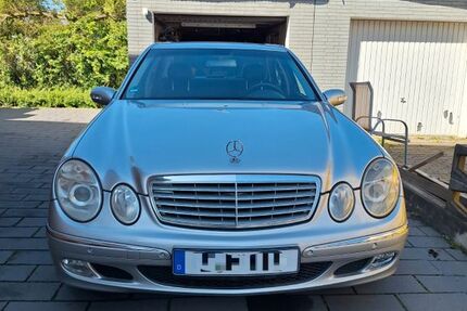 Mercedes E 320