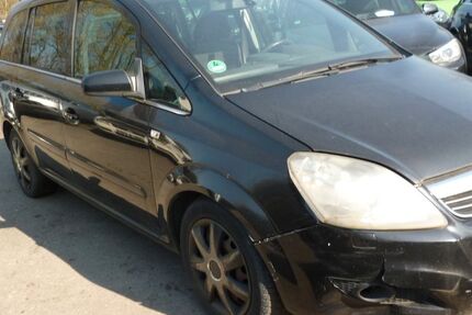 Opel Zafira 270.000 km 890 &euro; Bottrop 46238