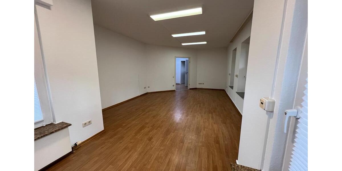 Ab sofort frei WOHNUNG für SENIOREN, 77 qm, Wohndorf-Laar, EG 2 zimmer