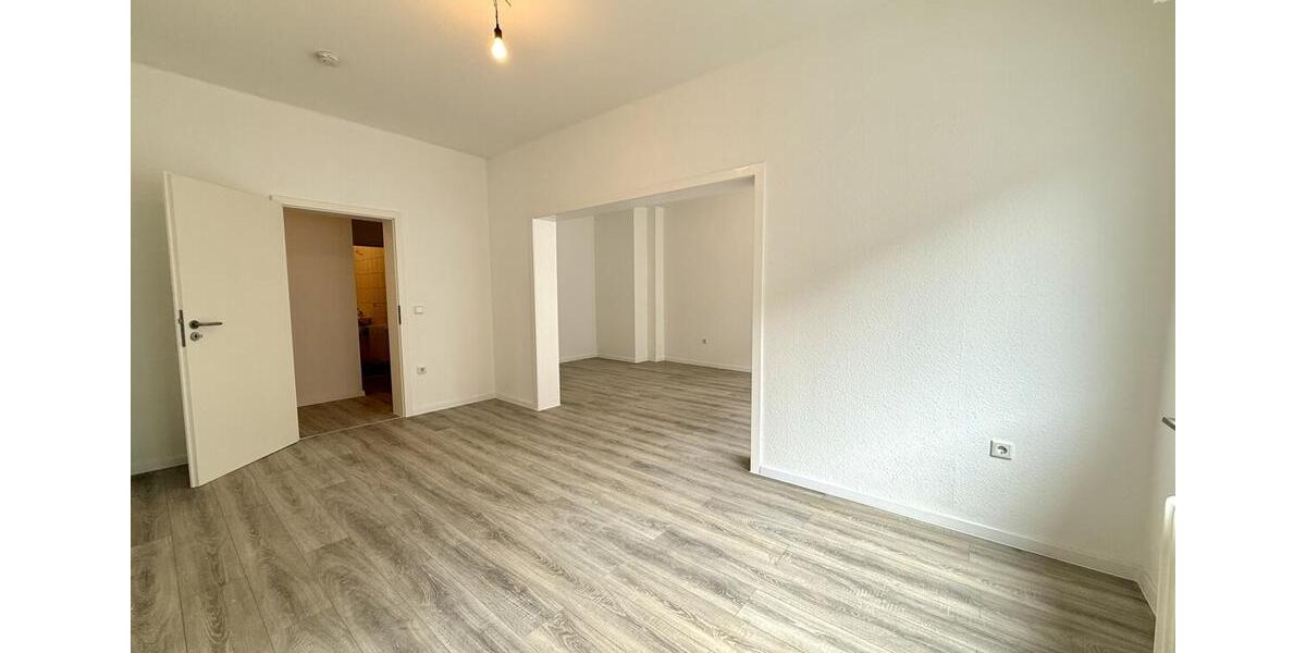Erstbezug nach Renovierung - Ihr neues Zuhause in Duisburg! 3.5 zimmer