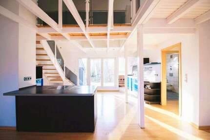 Wohnung zum Kaufen in Duisburg 198.000 € 85.93 m²