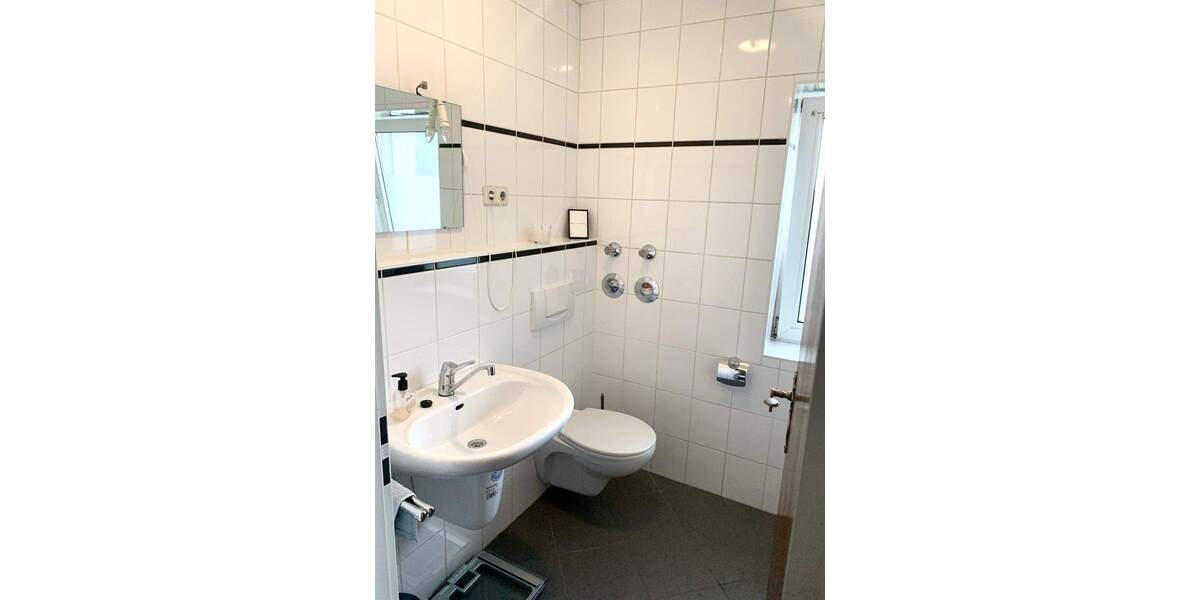 Für Selbstnutzer oder Kapitalanleger! Dreiparteienhaus in ruhiger Lage von Recklinghausen-Grullbad! 6 zimmer