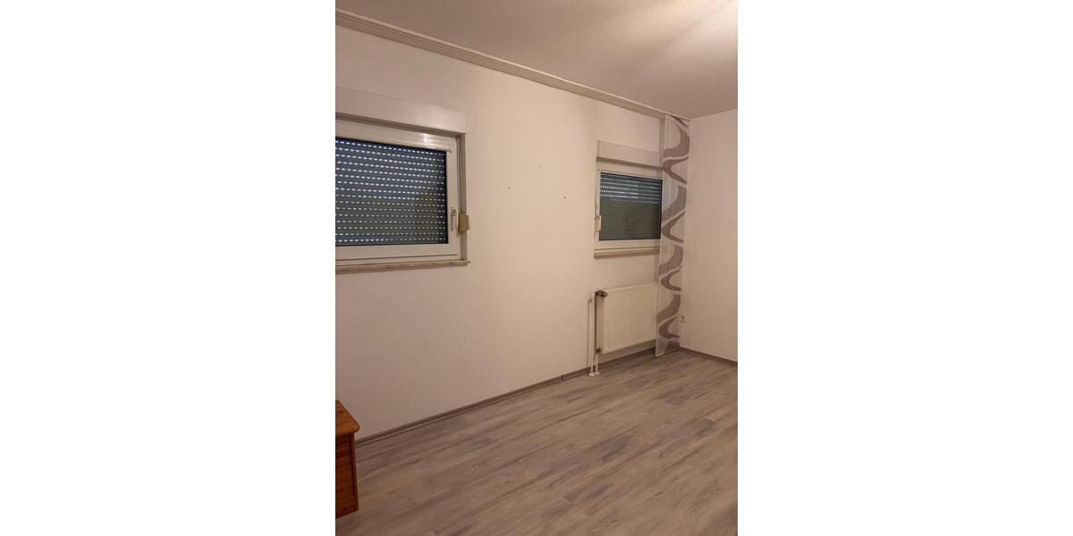 Reihenhaus Duisburg Beeck - 5 Zimmer, 135 m&sup2;, 318.000&euro; | Angebot:27496814