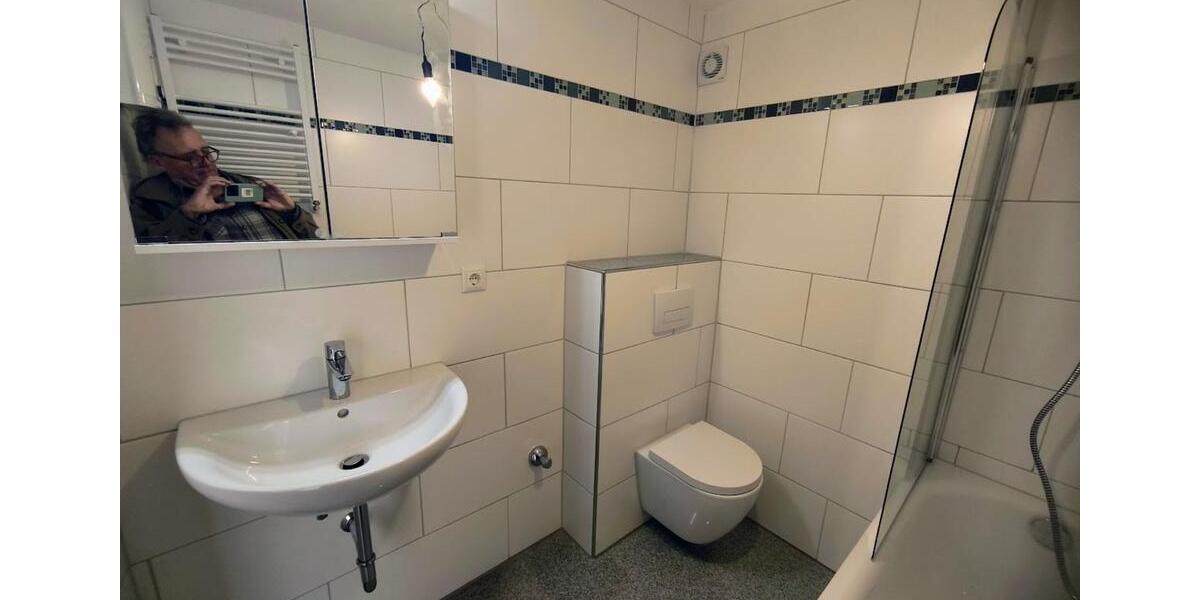 Moderne, helle, ruhige 2-ZKB-Whg. mit EBK in Essen Südviertel 2 zimmer