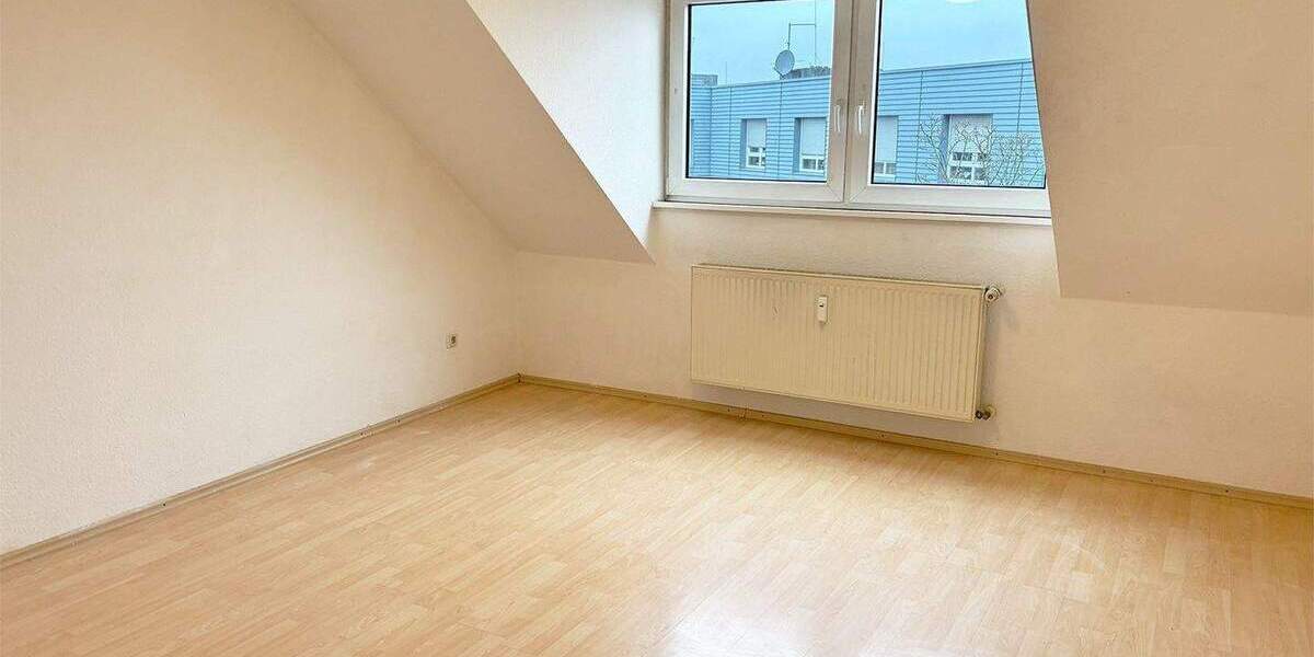 Etagenwohnung Essen Stadtkern - 4 Zimmer, 95 m&sup2;, 890&euro; | Angebot:25773897