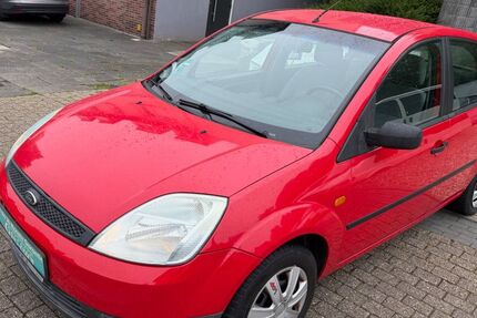 Ford Fiesta 147.000 km 1.499 &euro; Essen 45147