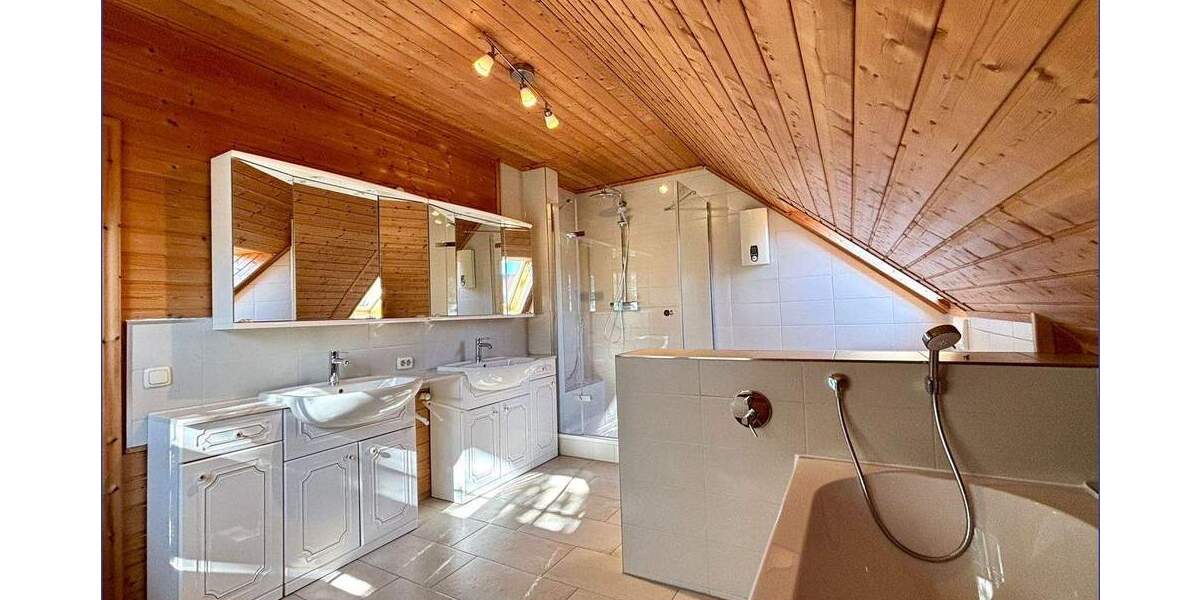 Doppelhaushälfte Essen Heidhausen - 5 Zimmer, 198 m&sup2;, 620.000&euro; | Angebot:25695444