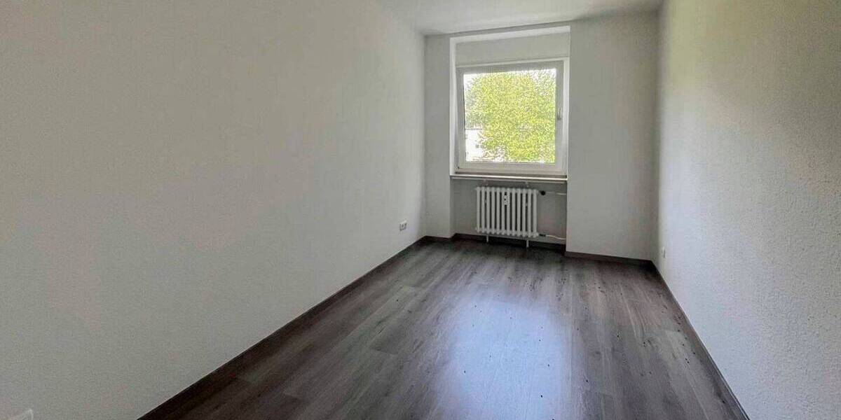 Etagenwohnung Dinslaken Bruch - 6 Zimmer, 152 m&sup2;, 311.000&euro; | Angebot:26790353