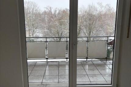 Nur mit WBS!!! Helle DG-Wohnung mit Balkon in Recklinghausen 4 zimmer