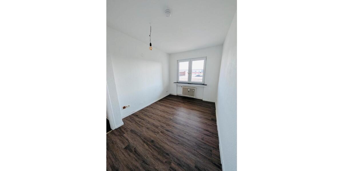 Etagenwohnung Essen Stadtkern - 3 Zimmer, 77 m&sup2;, 940&euro; | Angebot:24785438