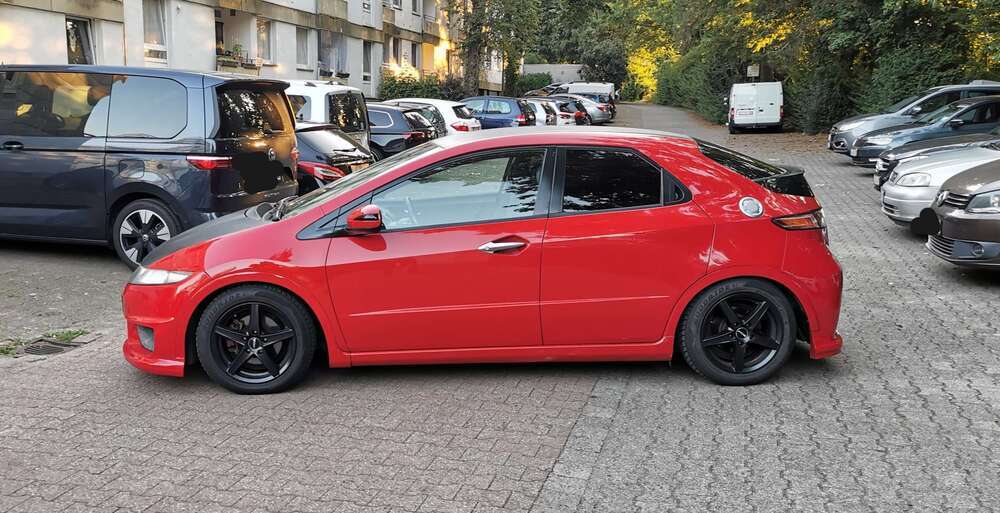 Honda Civic 217.437 km 4.790 € Dortmund 44357