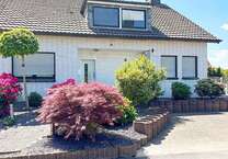 Haus zum Kaufen in Duisburg 649.000 € 275.84 m²