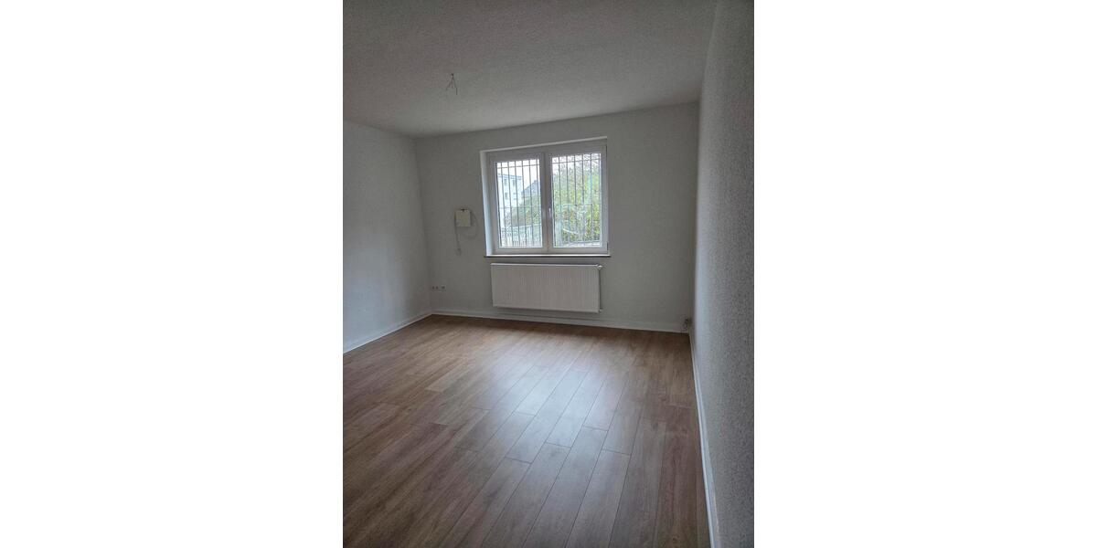 Etagenwohnung Wetter (Ruhr) - 4 Zimmer, 90 m&sup2;, 650&euro; | Angebot:25841755