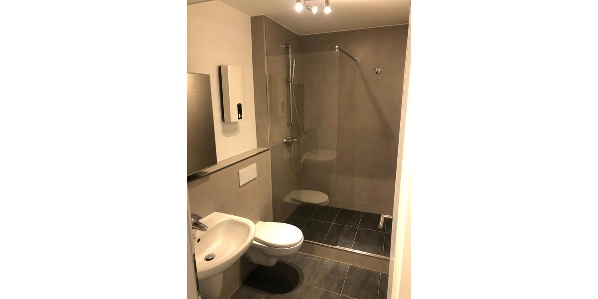 Dachgeschoßwohnung Heiligenhaus - 2 Zimmer, 67 m&sup2;, 650&euro; | Angebot:26395083