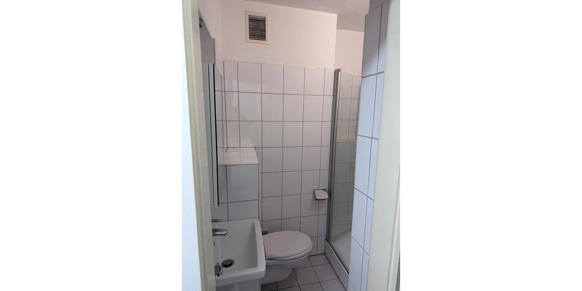 Kleine gemütliche Wohnung. Teilmöbliert und sofort bezugsfertig 1 zimmer