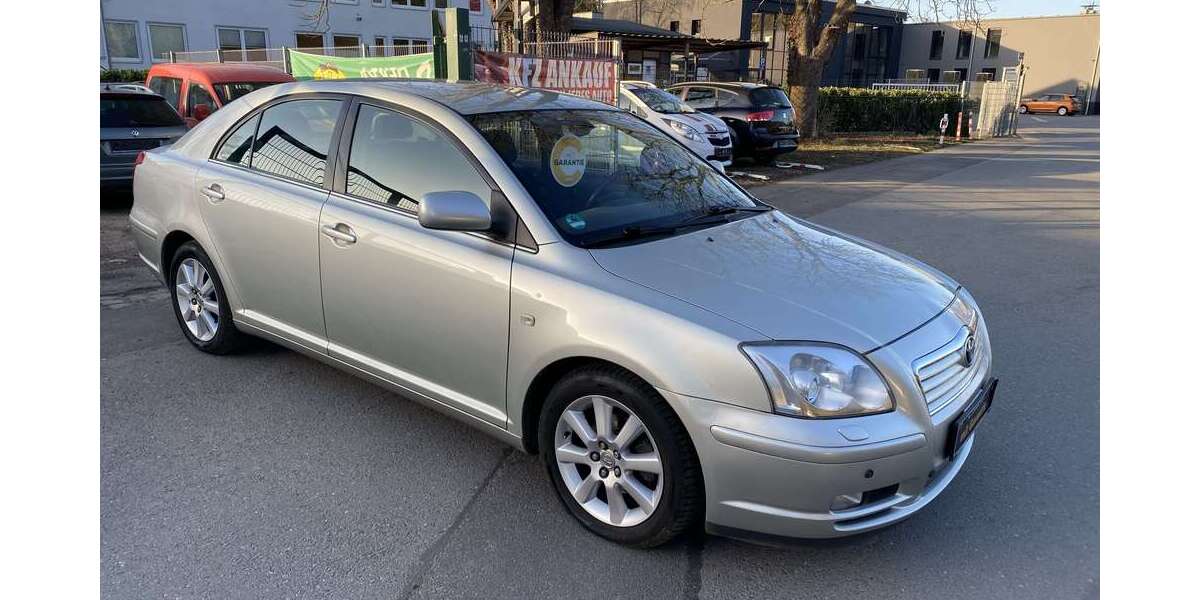 Toyota Avensis 61.585 km 7.250 &euro; Essen 45239