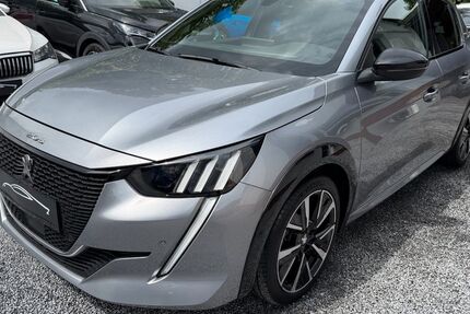 Peugeot 208 56.639 km 13.950 &euro; Wuppertal 42109