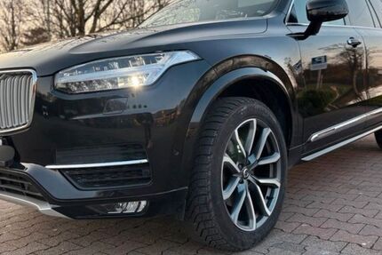 Volvo XC90 139.840 km 29.100 &euro; Essen 45357