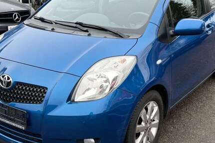 Toyota Yaris 123.565 km 3.998 &euro; Heiligenhaus 42579