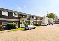 Haus zum Kaufen in Düsseldorf 1.790.000 € 855 m²