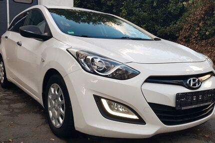Hyundai i30 252.000 km 3.000 &euro; Wuppertal 42277