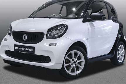 Smart forTwo 83.322 km 10.970 &euro; Essen 45239