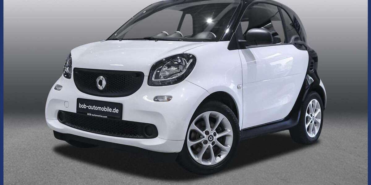 Smart forTwo 83.322 km 10.970 &euro; Essen 45239
