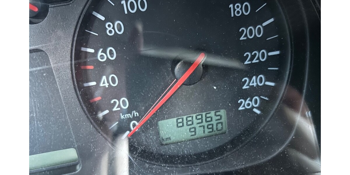 VW Golf 4 90.000 km 5.500 &euro; Wuppertal 42275