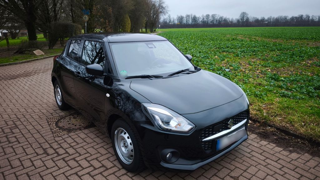 Suzuki Swift 28.700 km 16.900 &euro; Essen 45219