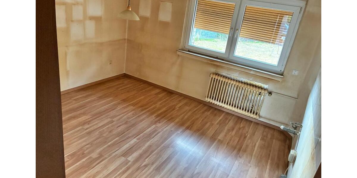 Doppelhaushälfte Dinslaken Hiesfeld - 10 Zimmer, 80 m&sup2;, 375.000&euro; | Angebot:27437891