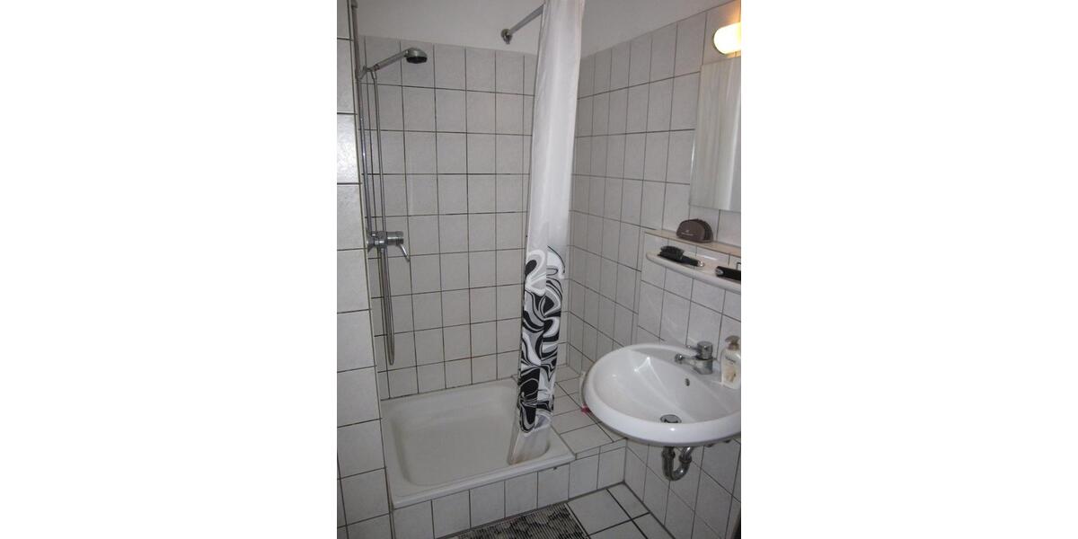 Etagenwohnung Bochum Laer - 1 Zimmer, 24 m&sup2;, 295&euro; | Angebot:26414778