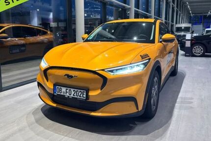 Ford Mustang Mach-E 19.900 km 38.668 € Oberhausen (am CentrO) 46047