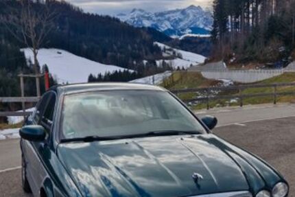 Jaguar X-Type