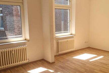 Gepflegte 2-Zimmer-Wohnung im 2.Obergeschoss zu vermieten! 2 zimmer