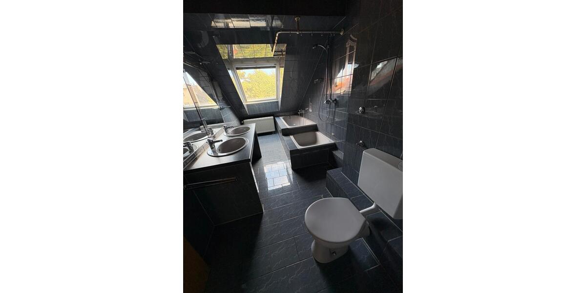 Maisonettenwohnung Bochum Bochum-Mitte - 3 Zimmer, 120 m&sup2;, 250.000&euro; | Angebot:27499417